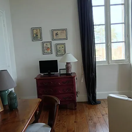 Bed and Breakfast Castel La Bergerie 3*